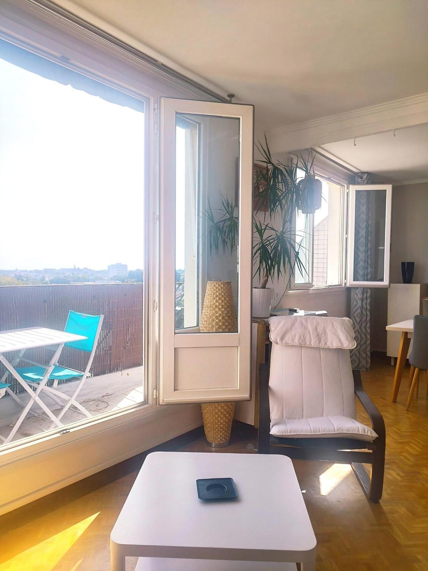 Charmant Appartement Lumineux - Dernier Etage Avec Balcon - Proche Centre-Ville Nantes Extérieur photo
